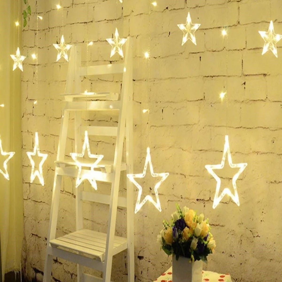 Kumandalı Yıldız Figürlü 12 Sarkıtlı 120 LED Uzaktan Kumandalı Dekor Işık