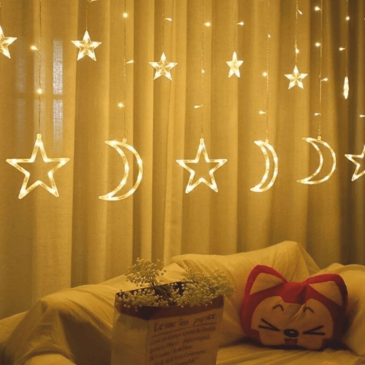Ay ve Yıldız Figürlü Kumandalı 12 Sarkıtlı 120 LED Dekor Işık