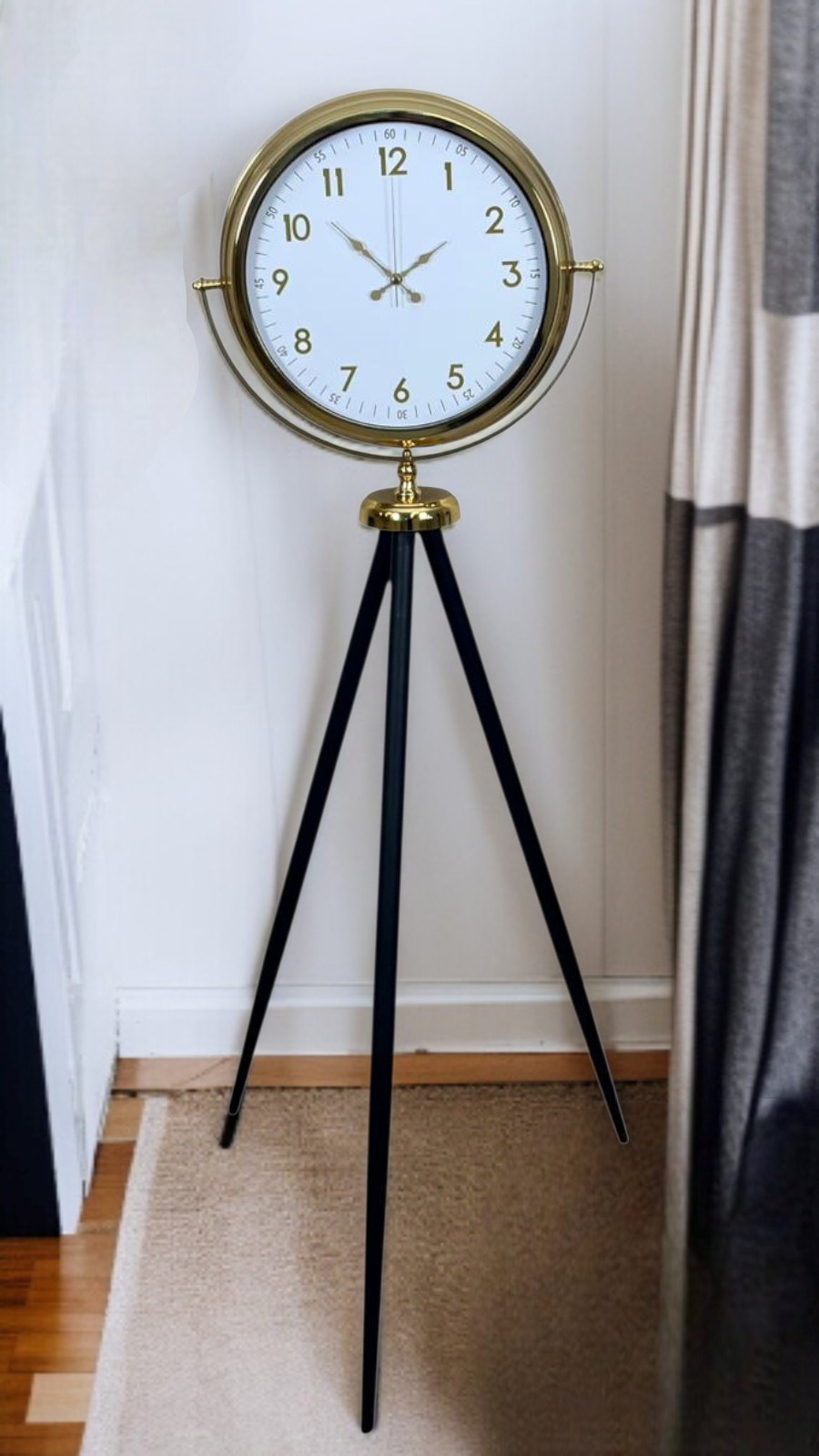 Zentime Heritage Gold Zarif Tripod Ayaklı Saat