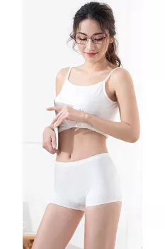 Kadın-Dikişsiz-Görünmez-İz-Yapmaz-Mini-Şort-Boxer-Beyaz