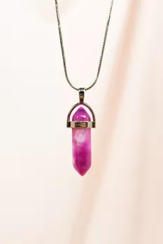 Pembe-Akit-Doğal-Taşı-Zincirli-El-Yapımı-Tasarımlı-Kolye-Uç:-3,5-cm-Zincir:-20-cm-Kutulu
