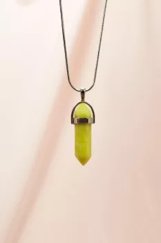 Peridot-Doğal-Taşı-Zincirli-El-Yapımı-Tasarımlı-Kolye-Uç:-3,5-cm-Zincir:-20-cm-Kutulu